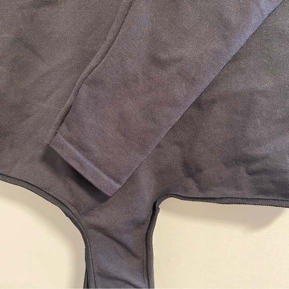 XXS-XS SKIMS GREY MOCKNECK BODYSUIT - Picture 6 of 8